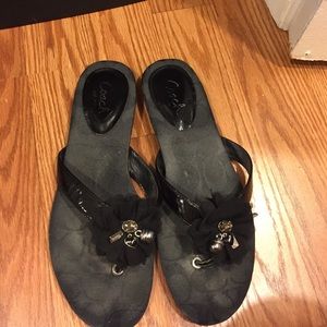 Coach flip flops (authentic)