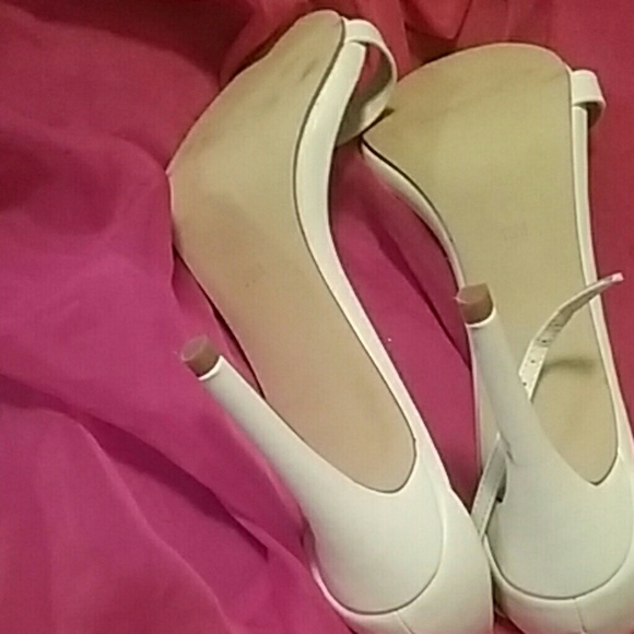 Steve Madden Sandals - Picture 2 of 3