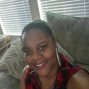 Meet your Posher, Markeila