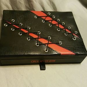 Tarte True Blood pallete. Rare collectors item!