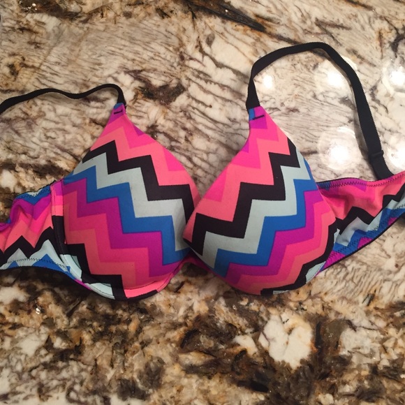Victoria's Secret bra!!