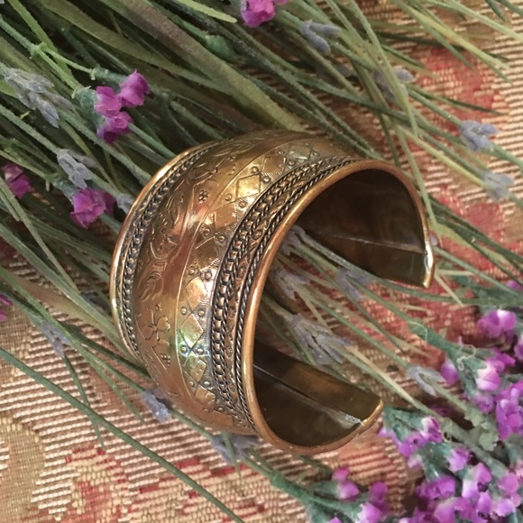 Brass Arm/Wrist Cuff Bracelet. - Picture 3 of 4