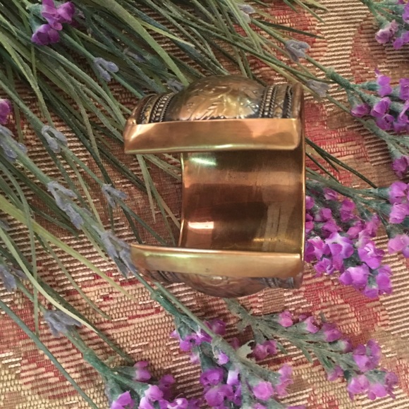 Brass Arm/Wrist Cuff Bracelet. - Picture 4 of 4