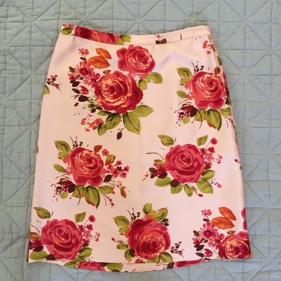 Banana Republic knee length skirt