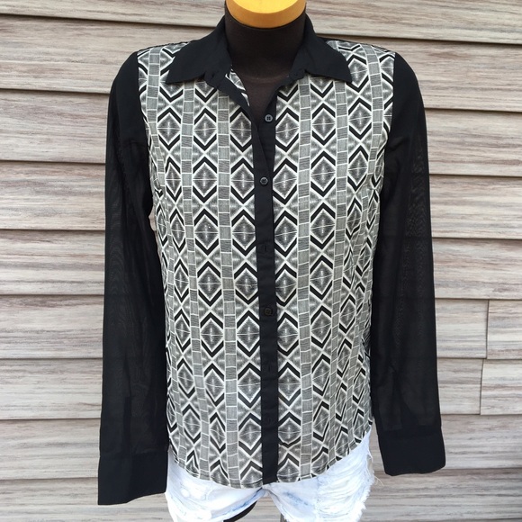 Dizzy Love Tops - 🚨5/$15 Sale!🚨B&W Blouse