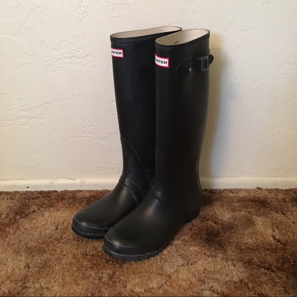 Size 9 Hunter Matte Black Rain Boots