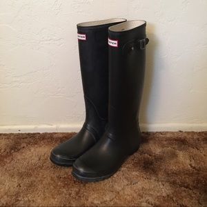 Size 9 Hunter Matte Black Rain Boots