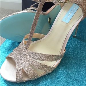 Brand new champagne pumps