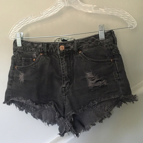 Black high waisted shorts