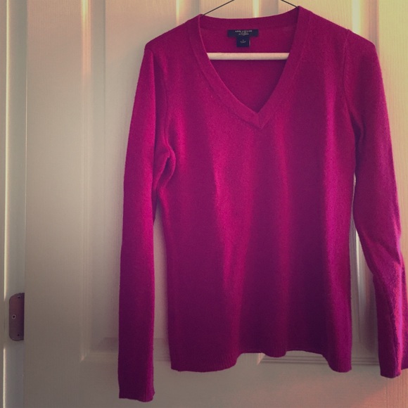V Neck Cashmere Sweater