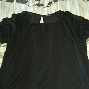 Chiffon-back Cold Sleeve Top