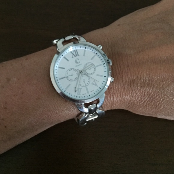 Pretty silver watch!