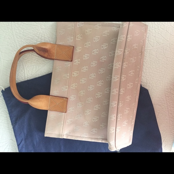 Dooney and Bourke blush mono bag