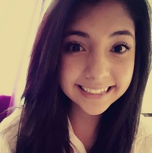 Meet your Posher, Raquel