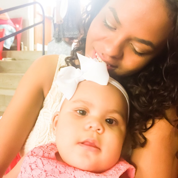 Meet your Posher, Cassie - Picture 2 of 4