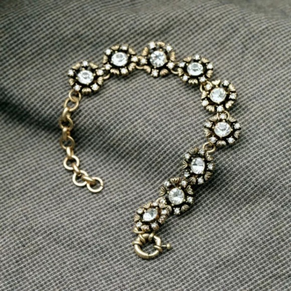 Statement rhinestone antique bracelet - Picture 2 of 4