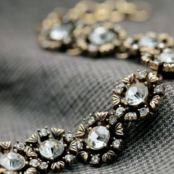 Statement rhinestone antique bracelet - Picture 3 of 4