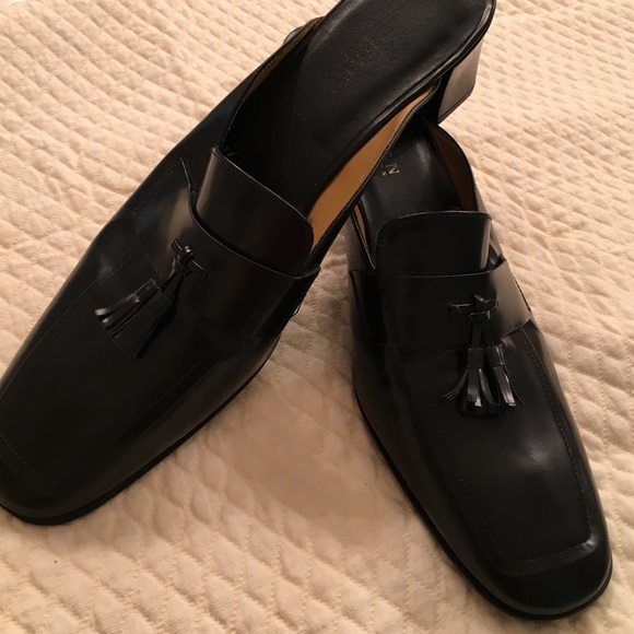 Gorgeous Black leather mules..