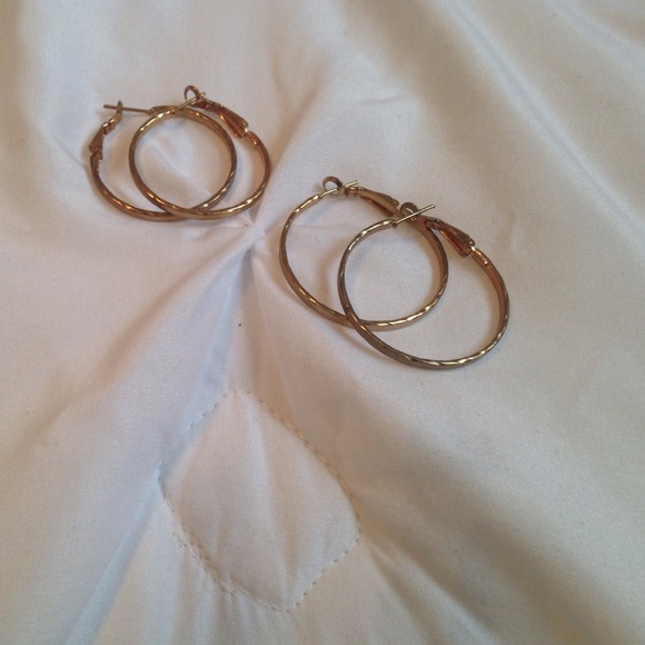 Two pairs of hoop earrings/small and big bundle