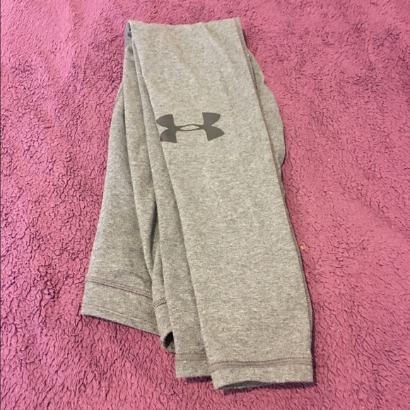 I am selling a grey under armor tight