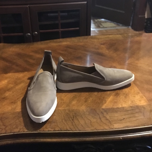 Everlane brand new the street flats.
