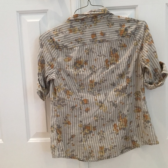 Button down blouse - Picture 4 of 4