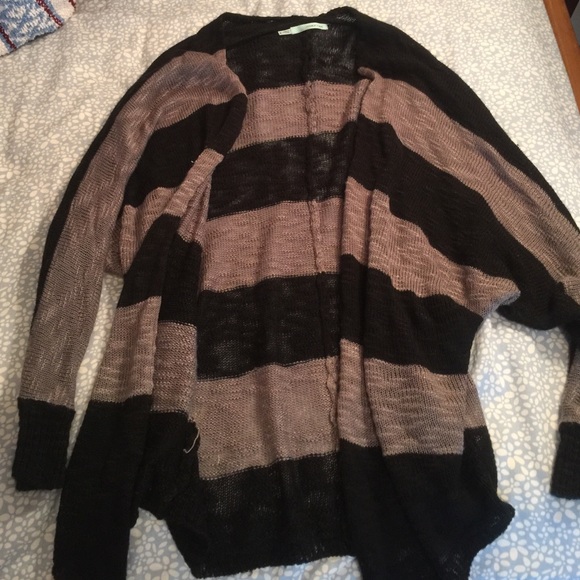 Black and taupe cardigan.