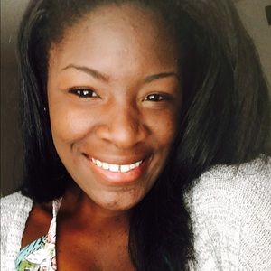 Meet your Posher, Adriann