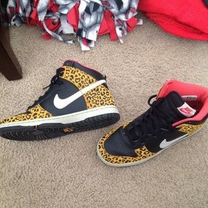 I'm selling my cheetah print Nike dunks