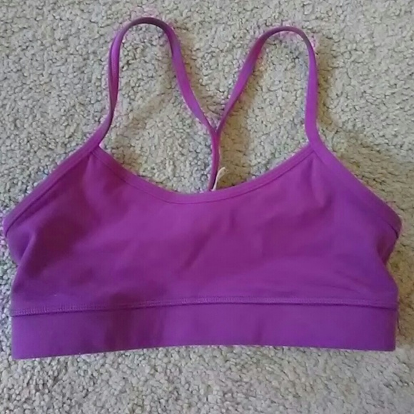 Lululemon magenta sports bra