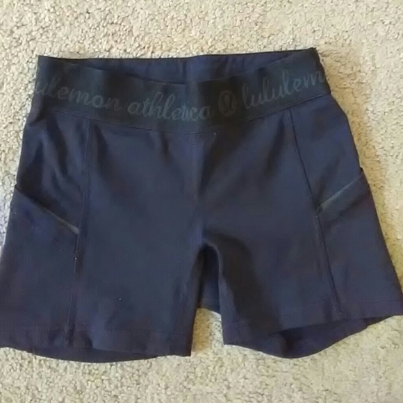 Lululemon what the sport short