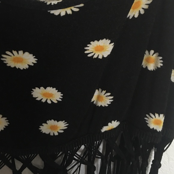 🎈 SALE🎈Crop top - Picture 3 of 4