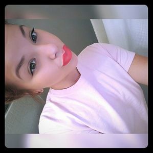 Meet your Posher, Alycia