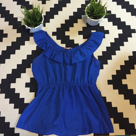 Forever 21 brilliant blue blousey tank!