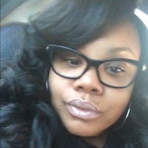Meet your Posher, Shahidah