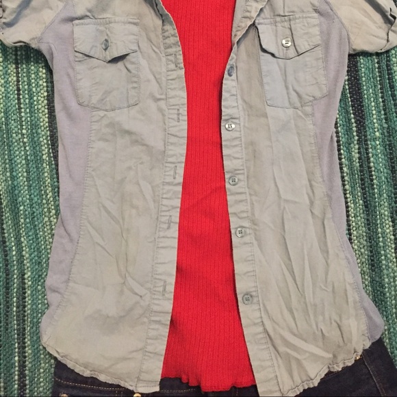 Button up blouse - Picture 2 of 4