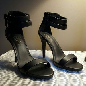 Candies ankle strap black leather heels