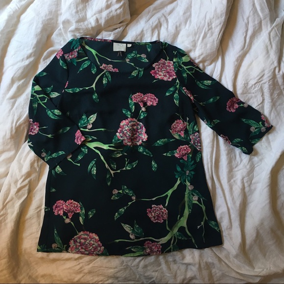 Anthropologie HD in Paris Floral Blouse