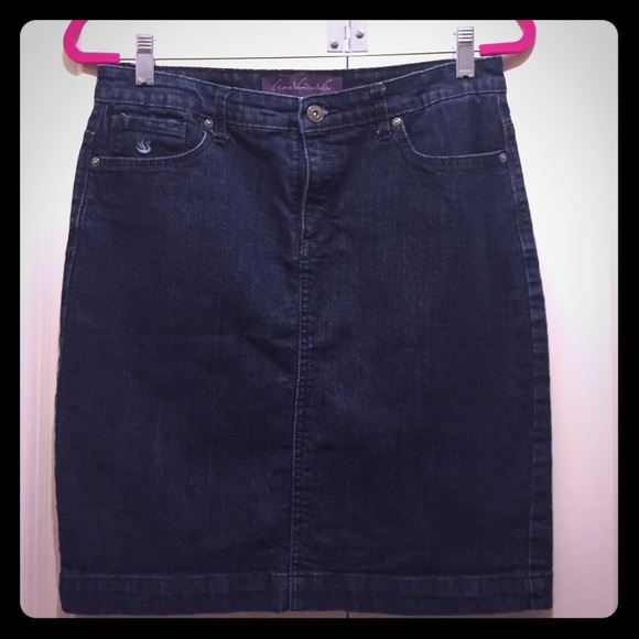 Dark Wash Gloria Vanderbilt Skirt - 6 EUC - Picture 1 of 3