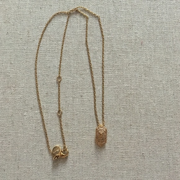 Stella & Dot Dainty Gold Necklace