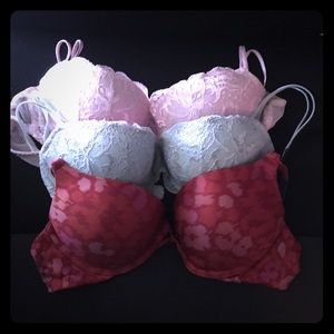BOMBSHELL/ PINK DATE BRA LIKE NEW