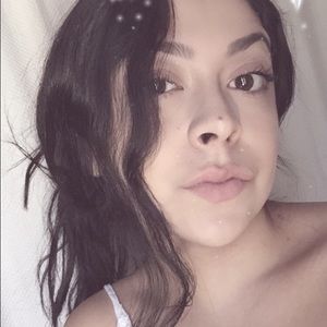 Meet your Posher, Jasmine