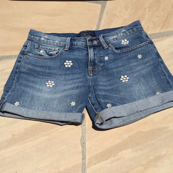 Lucky Brand "The Roll Up" 🌸light wash jean shorts - Picture 4 of 4