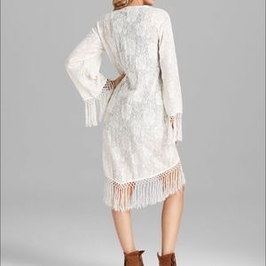MinkPink Summer Loving Lace Fringe Kimono XS/S