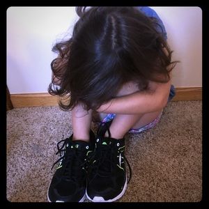 Green & Black Avia shoes