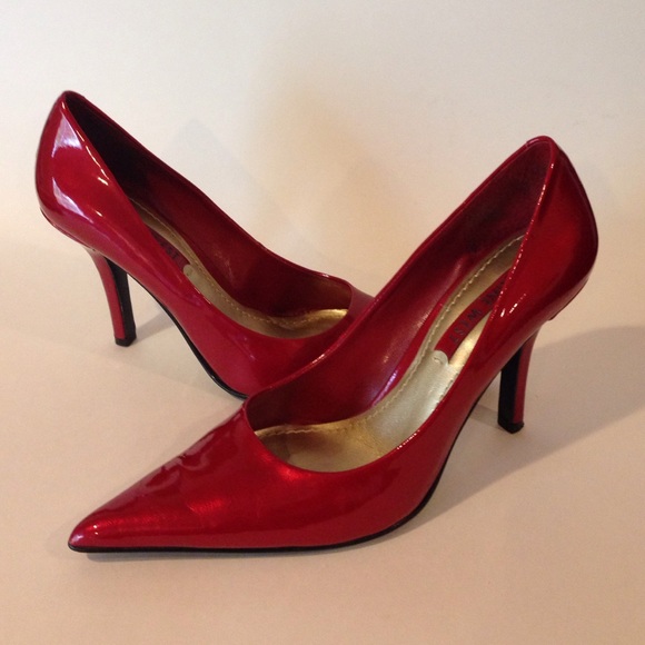 Nine West Red Pumps