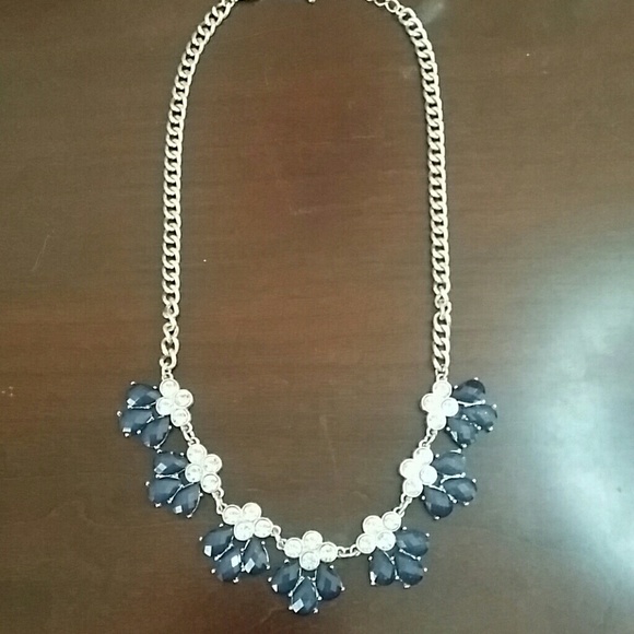 Woman's Necklace