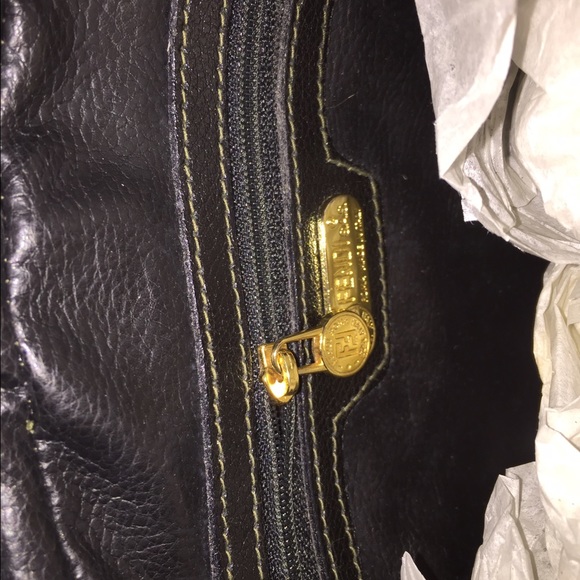 Fendi - Picture 2 of 3