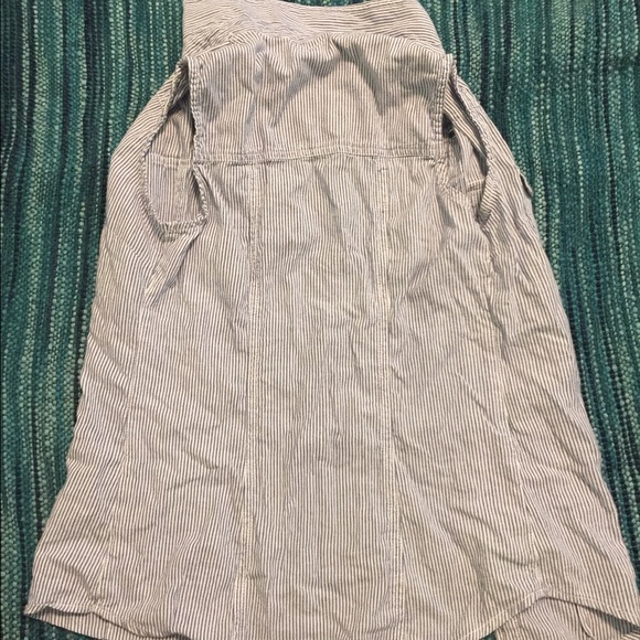 Button Down tank top - Picture 3 of 4