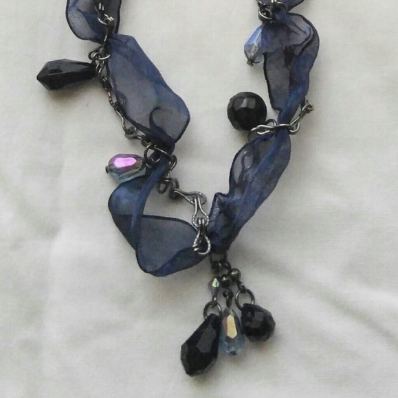 MIDNIGHT BLUE RIBBON NECKLACE - Picture 4 of 4